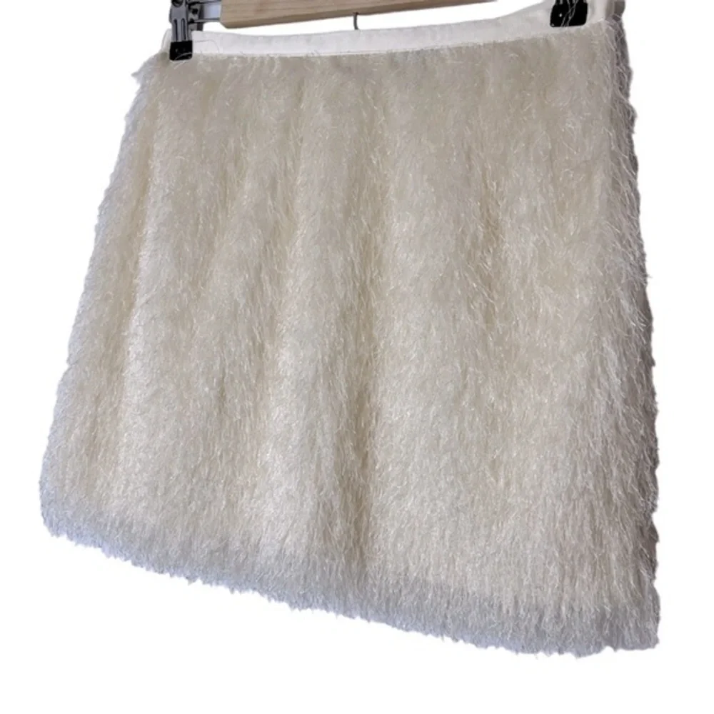 H&M Cream Shimmy Shake Flapper Lined Mini Skirt - Picture 5 of 12